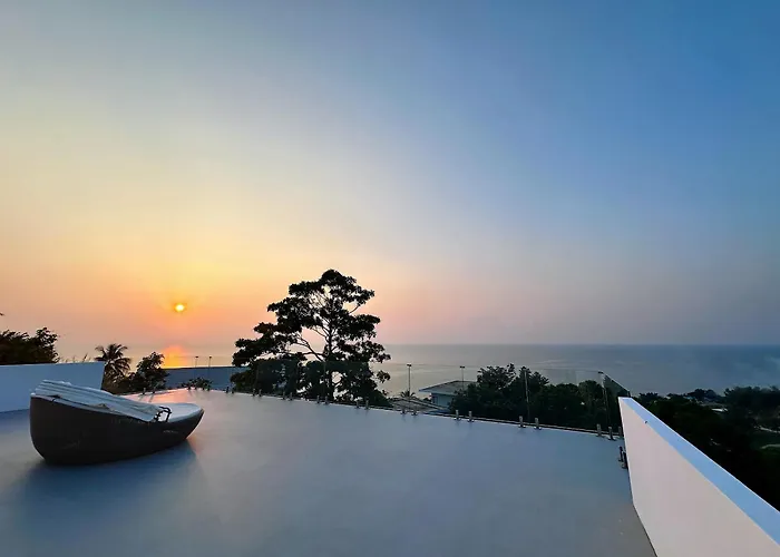 New La Vida Villa 270° Rooftop Seaview